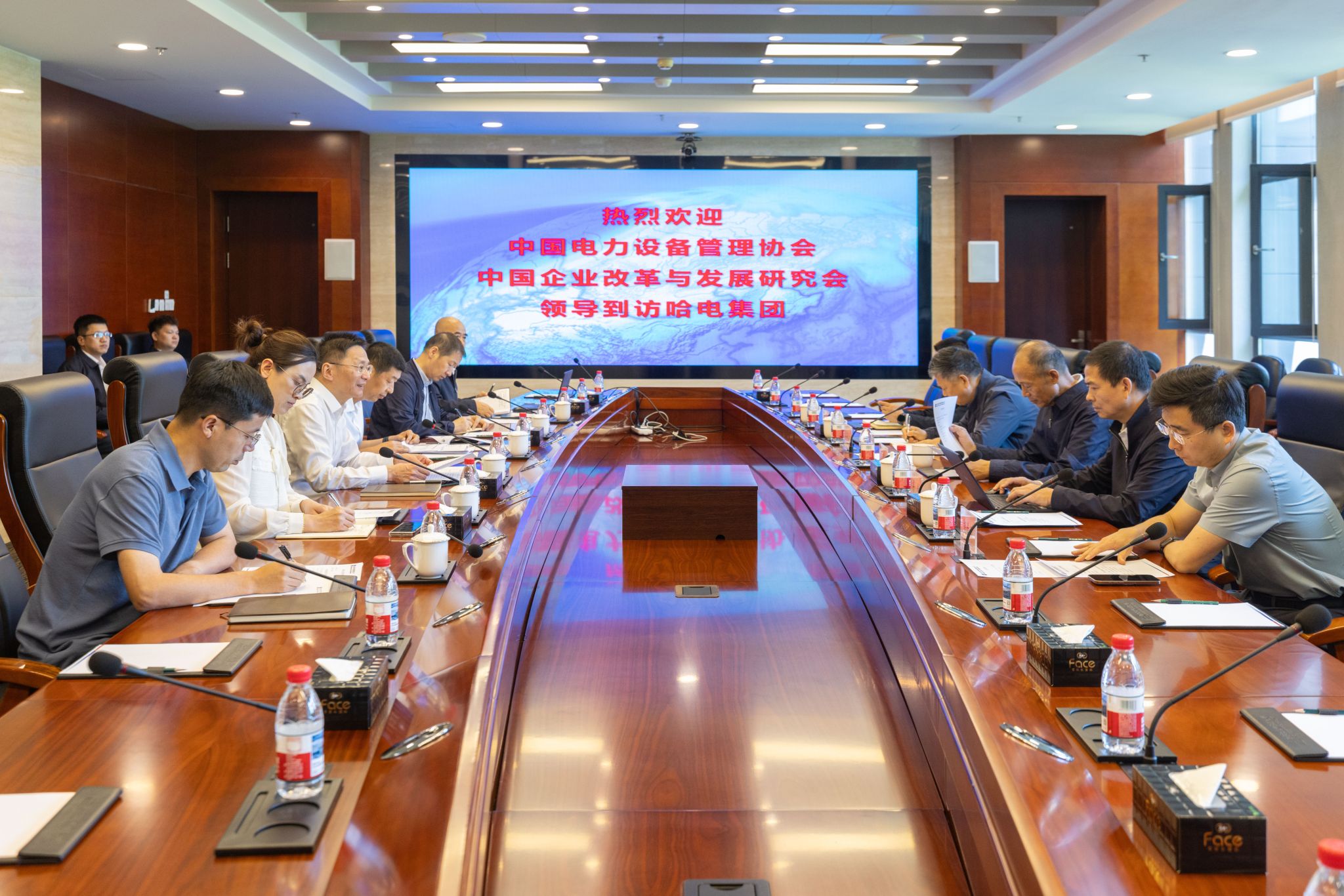 5A563512028796116D807E582C4_17337F46_621DA